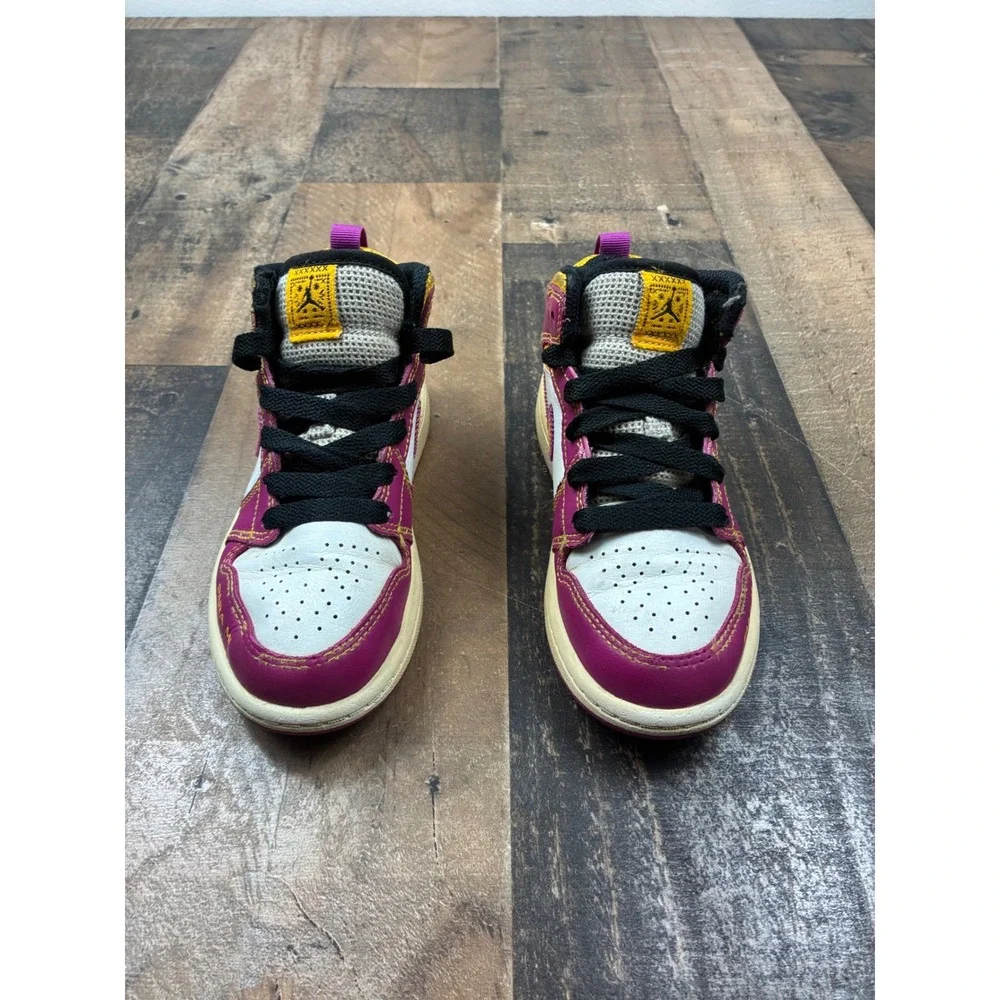 Nike‎ Air Jordan 1 Mid Siempre Familia Para Mi Magenta Yellow DC0503-600 Toddler